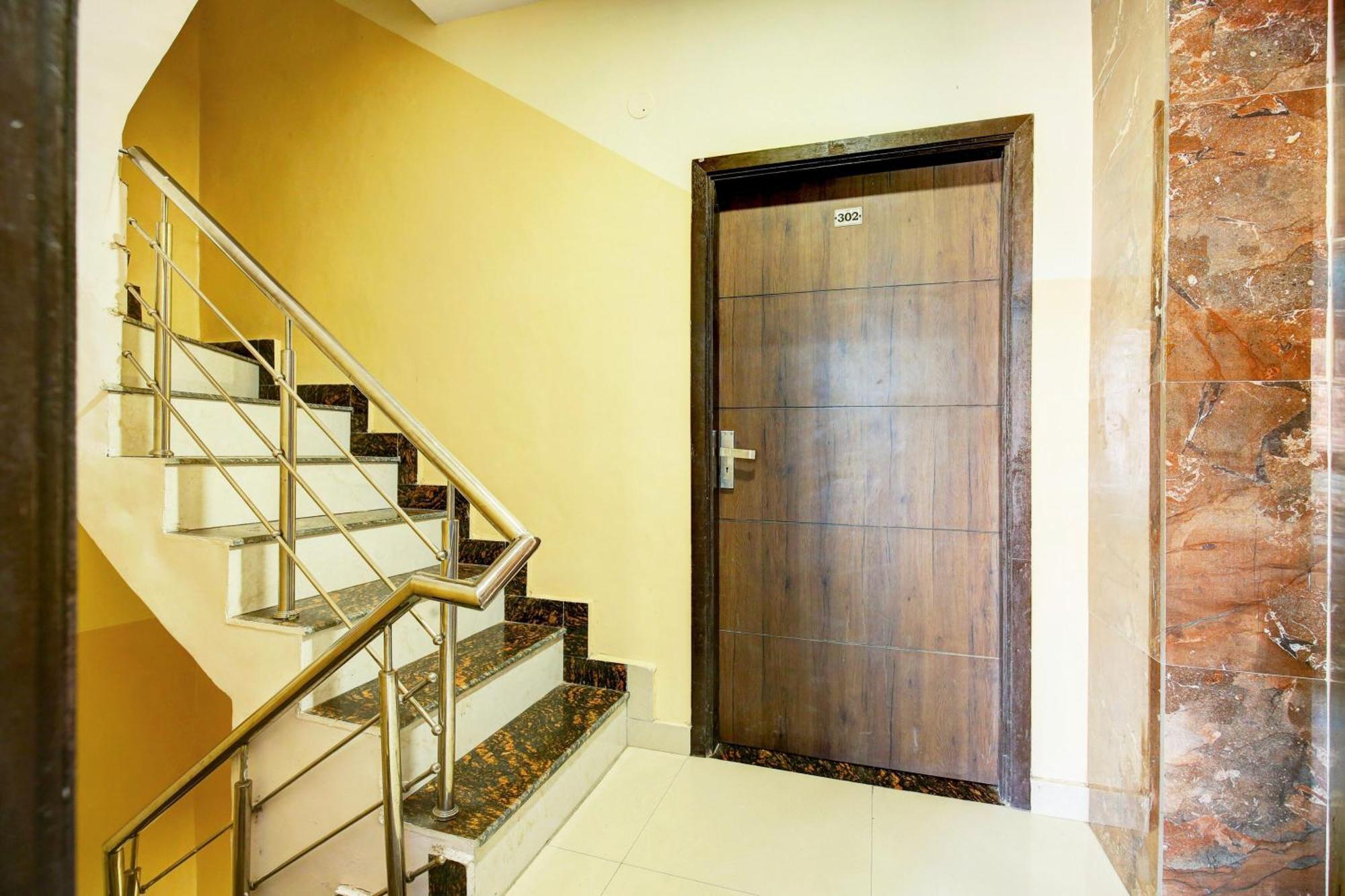 Hotel O Pink Residency Амритсар Экстерьер фото